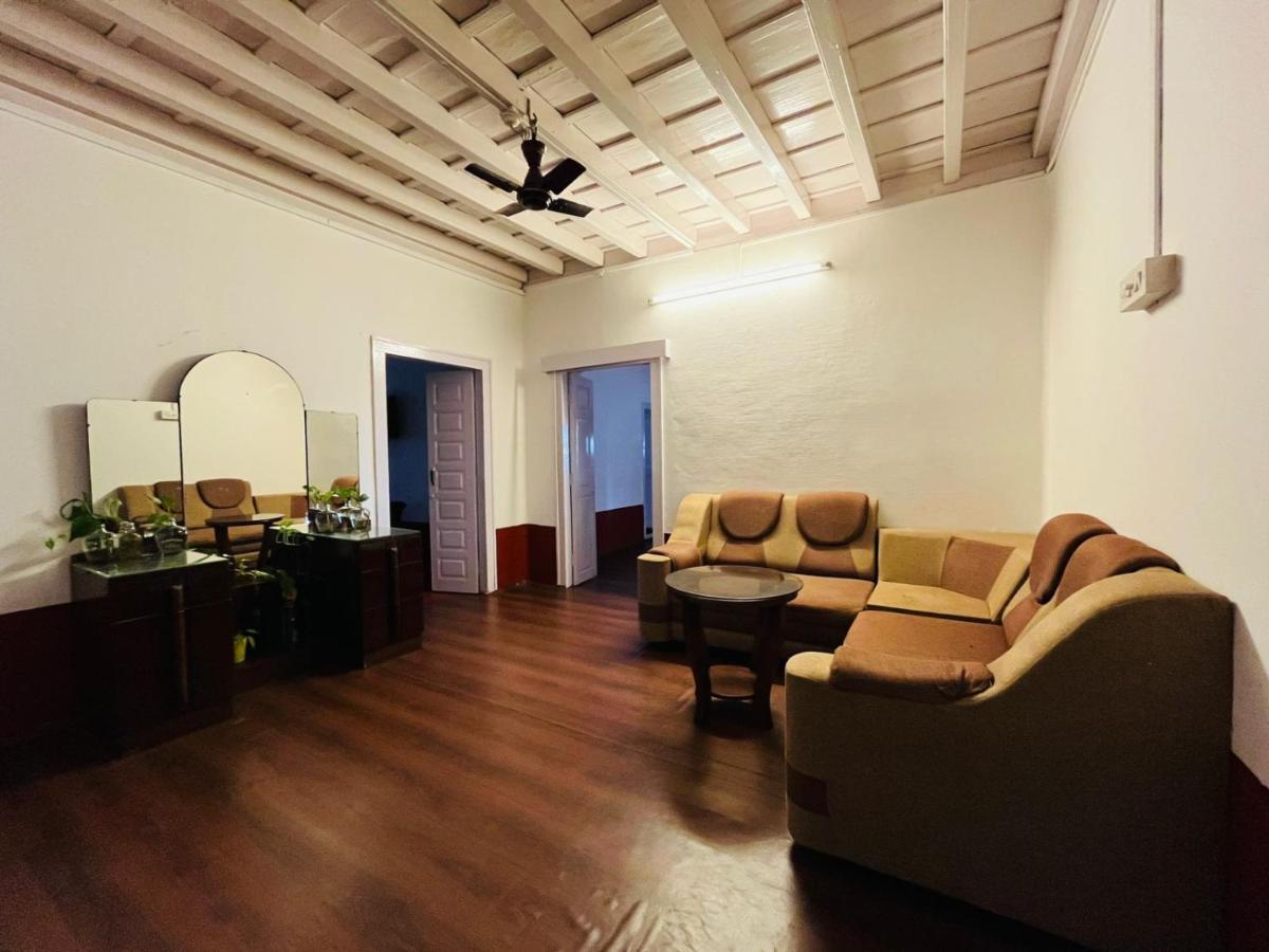 Coorg Daffodil Guesthouse มาดิเครี ภายนอก รูปภาพ