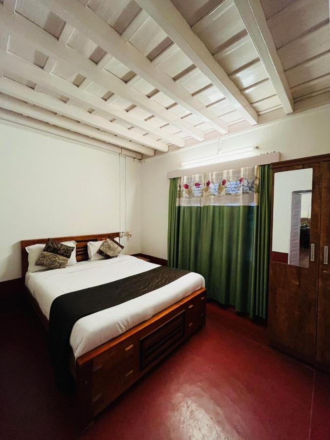 Coorg Daffodil Guesthouse มาดิเครี ภายนอก รูปภาพ