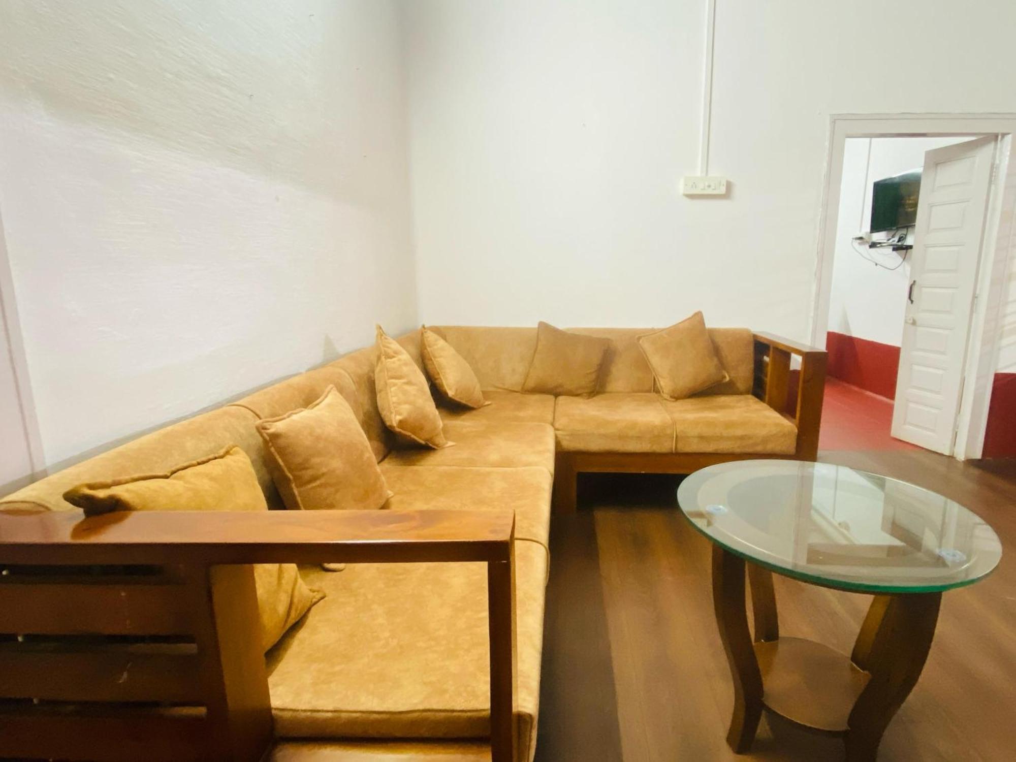 Coorg Daffodil Guesthouse มาดิเครี ภายนอก รูปภาพ